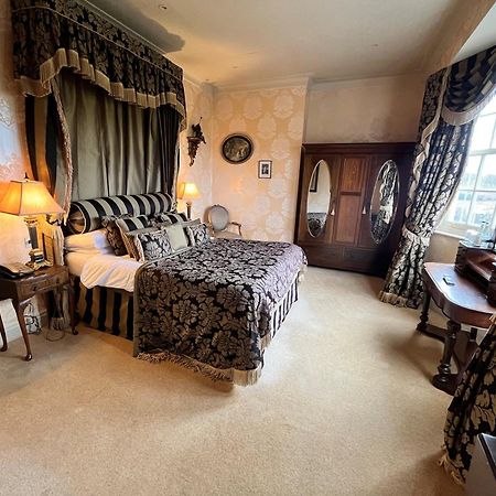Ye Olde Bell Hotel & Spa Ретфорд Екстер'єр фото