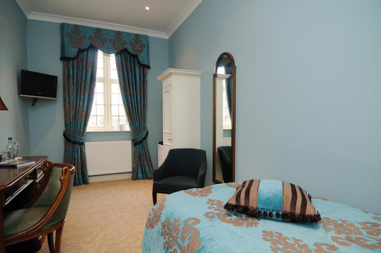 Ye Olde Bell Hotel & Spa Ретфорд Номер фото