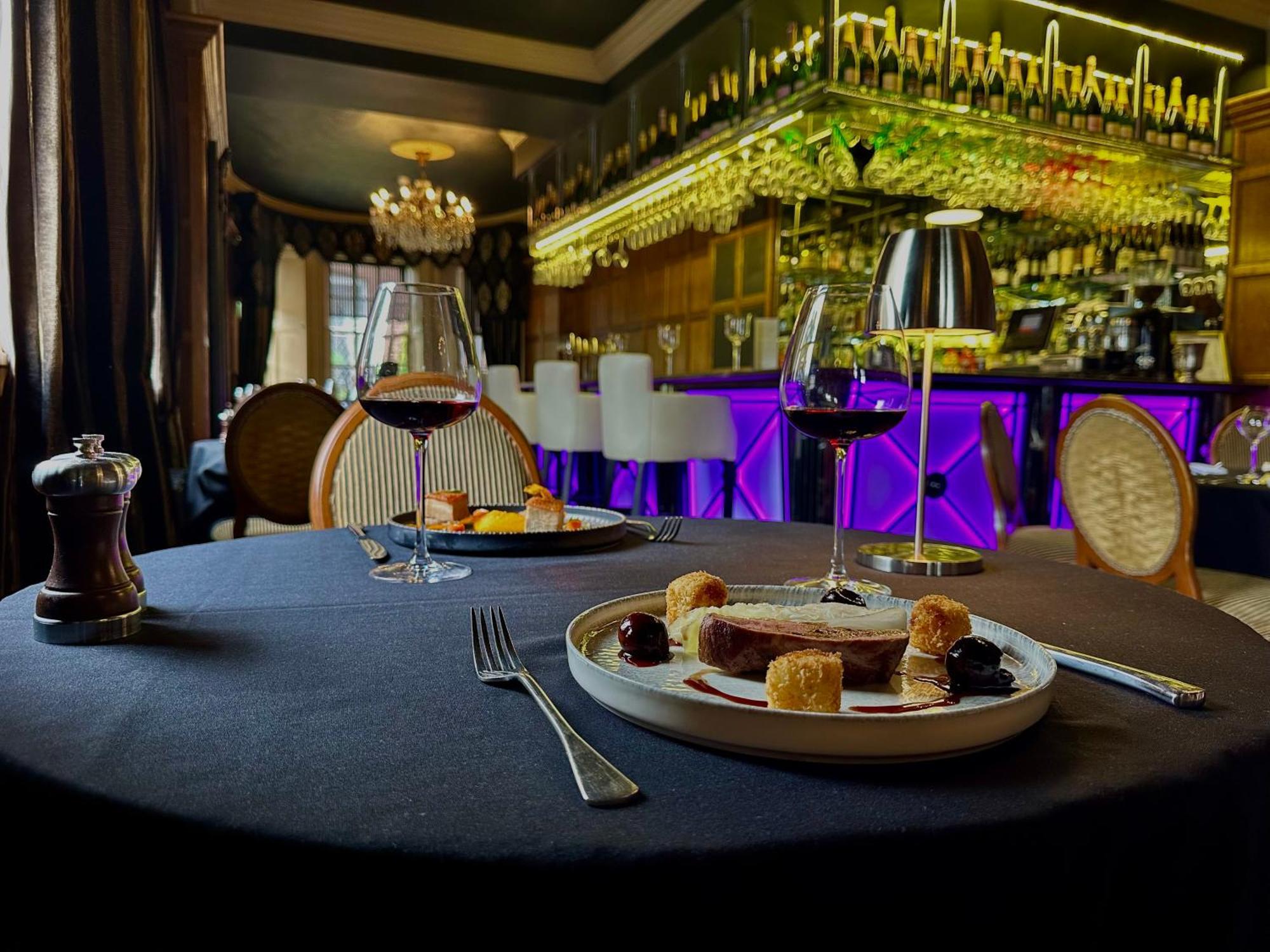 Ye Olde Bell Hotel & Spa Ретфорд Екстер'єр фото